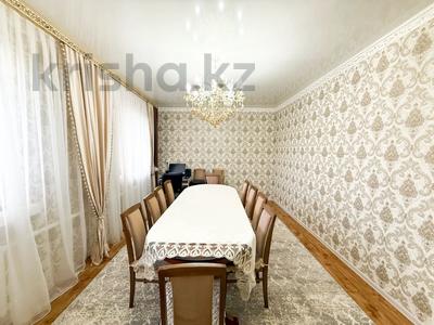 Үйдің бір бөлігі · 5 бөлме · 146 м² · 7 жүзд., Центр 13, бағасы: 27.5 млн ₸ в Талдыкоргане