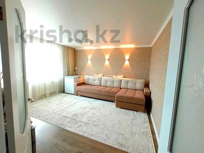2-комнатная квартира · 54 м² · 9/10 этаж, Майкудук, Майкудук, мкр Голубые пруды за 20.7 млн ₸ в Караганде, Алихана Бокейханова р-н