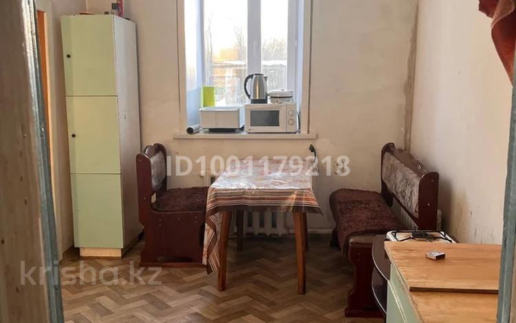 Отдельный дом · 4 комнаты · 95 м² · 10 сот., Симов Гирея 34 — Рядом магазин кооператор за 7.5 млн 〒 в  — фото 2