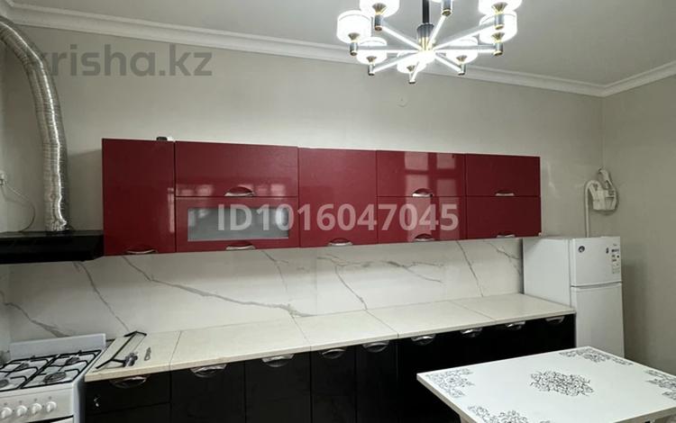 2-комнатная квартира · 72 м² · 3/4 этаж, 17-й микрорайон 27 за 220 000 ₸ в Шымкенте, Аль-Фарабийский р-н — фото 2