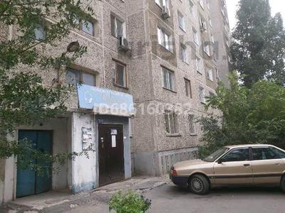 1-комнатная квартира, 33 м², 5/10 этаж, камзина 106 за 15.5 млн 〒 в Павлодаре