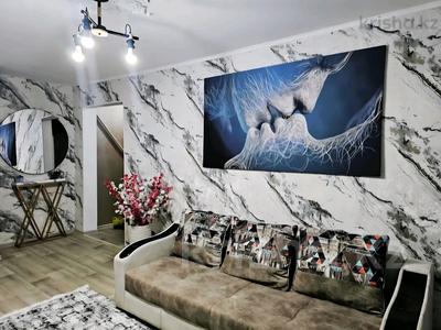 2-комнатная квартира · 45 м² · 2/5 этаж, Абая 28 за 15 000 ₸ в 