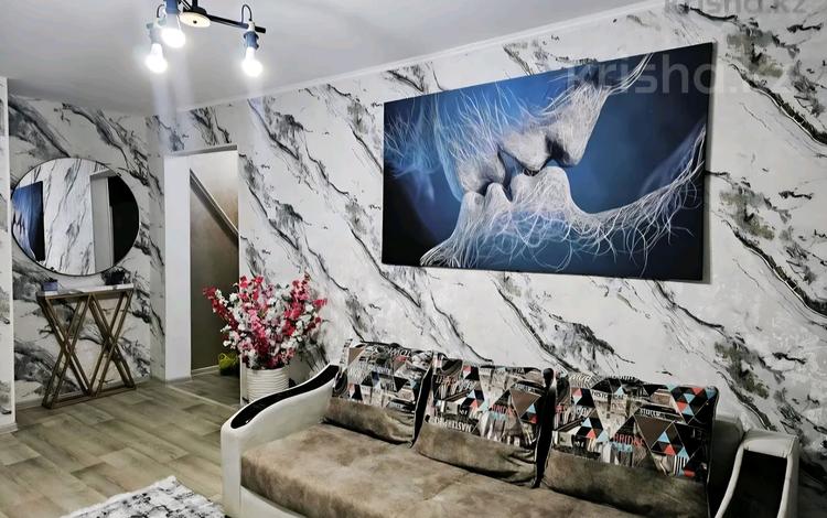 2-комнатная квартира · 45 м² · 2/5 этаж, Абая 28 за 15 000 ₸ в  — фото 2