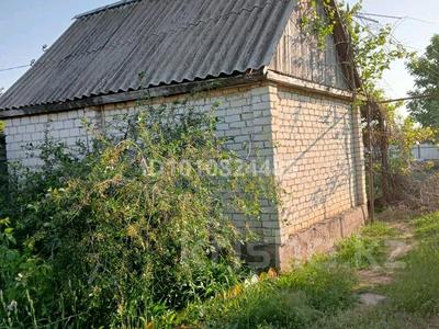 Дача · 2 комнаты · 30 м² · 8 сот., Лесная 8 за 2 млн ₸ в Уральске