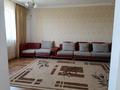 2-комнатная квартира, 80 м², 9/10 этаж помесячно, Абая 28а за 180 000 〒 в Атырау — фото 2