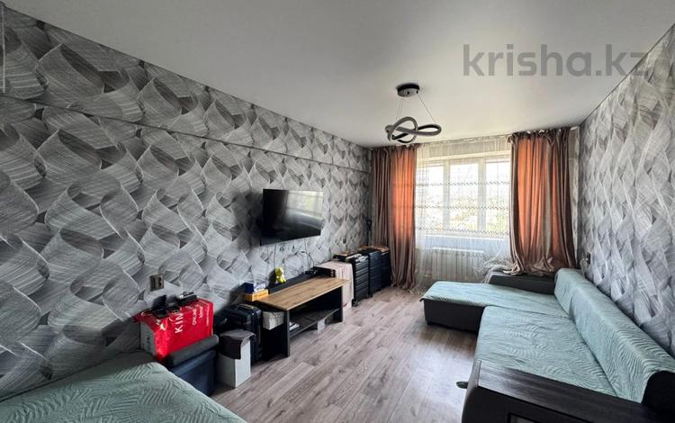 2-комнатная квартира · 55 м² · 8/9 этаж, мкр Мамыр-1 за 44.5 млн ₸ в Алматы, Ауэзовский р-н — фото 2