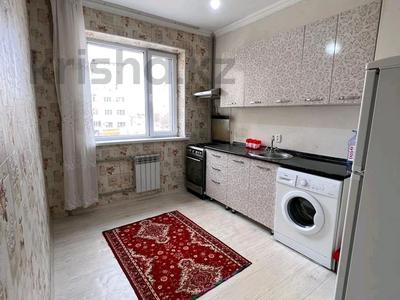 2-комнатная квартира, 54 м², 2/5 этаж, 32Б мкр 15/1 за 15.5 млн 〒 в Актау, 32Б мкр