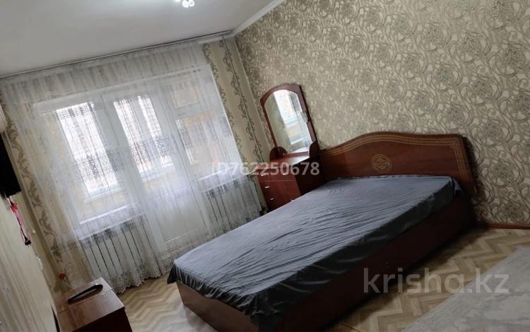 1-комнатная квартира · 32 м² · 2/5 этаж, Туркестанская 2/4 за 130 000 ₸ в Шымкенте, Аль-Фарабийский р-н — фото 2