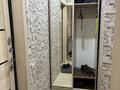 1-комнатная квартира · 32 м² · 5/5 этаж, Пришахтинск, 22й микрорайон 11 за 10 млн ₸ в Караганде, Алихана Бокейханова р-н — фото 5