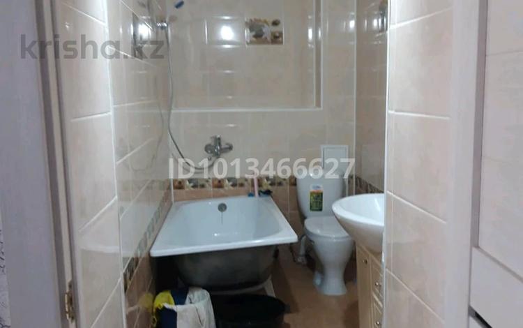1-комнатная квартира · 46 м² · 2/5 этаж, Авиатор 1к за 12 млн ₸ в Актобе, мкр Авиагородок — фото 2