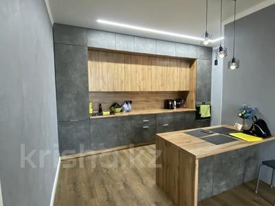 4-комнатная квартира · 125.1 м² · 6/10 этаж, мкр Жулдыз, Самал 82 — Коняхина за 43 млн ₸ в Уральске