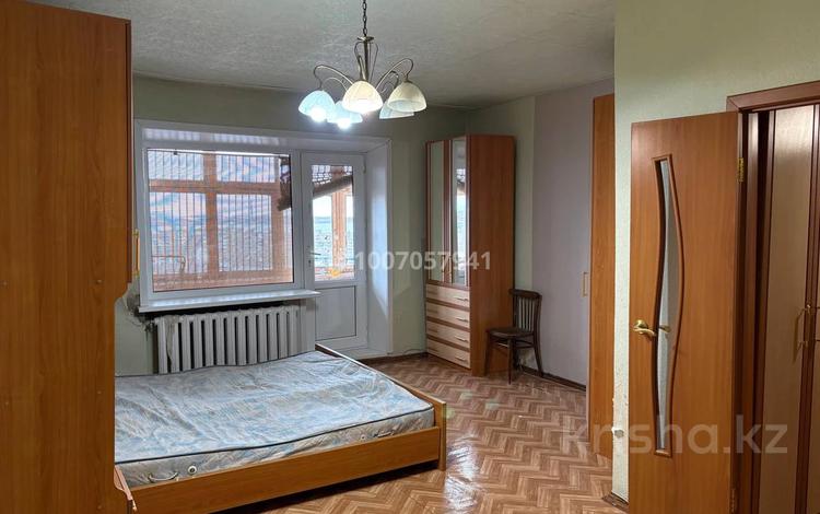 1-бөлмелі пәтер · 40.6 м² · 10/12 қабат, Металлургов 4 — Республики, Металлургов, бағасы: 10 млн ₸ в Темиртау — фото 2