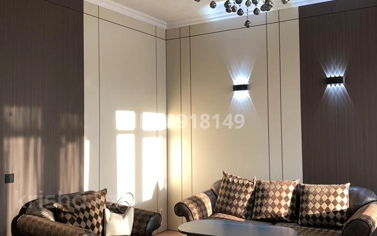 2-бөлмелі пәтер · 80 м² · 6/12 қабат, Кунаева — Мадели кожа, бағасы: 300 000 ₸ в Шымкенте, Аль-Фарабийский р-н — фото 113