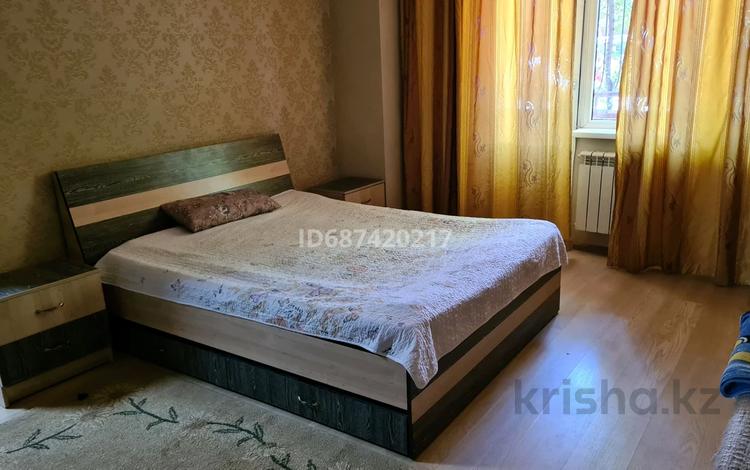 1-бөлмелі пәтер · 45 м² · 1/10 қабат, Жетісу-4 ш/а. 22 — Абай Момышулы, бағасы: 240 000 ₸ в Алматы, Ауэзовский р-н — фото 2