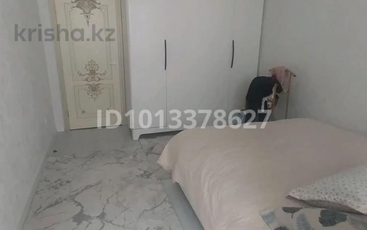 2-бөлмелі пәтер · 62 м² · 4/9 қабат, мкр Аксай-1А 33 — Райымбека Момышулы, бағасы: 38 млн ₸ в Алматы, Ауэзовский р-н — фото 2