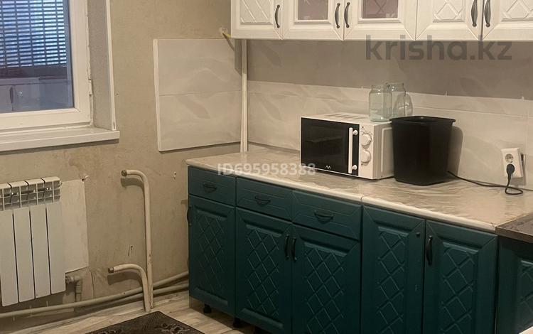 2-комнатная квартира · 56 м² · 1/6 этаж, 32А мкр 23 за 150 000 ₸ в Актау — фото 2