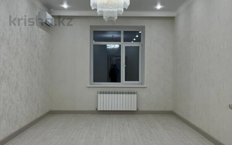 2-комнатная квартира · 90 м² · 4/5 этаж, мкр. Алтын орда за 44.8 млн ₸ в Актобе — фото 2