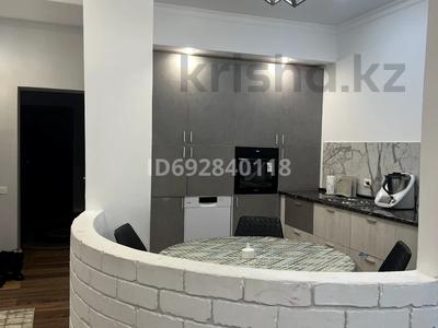 3-бөлмелі пәтер, 100 м², 7/9 қабат, Камзина 41/3 — Камзина, бағасы: 48 млн 〒 в Павлодаре