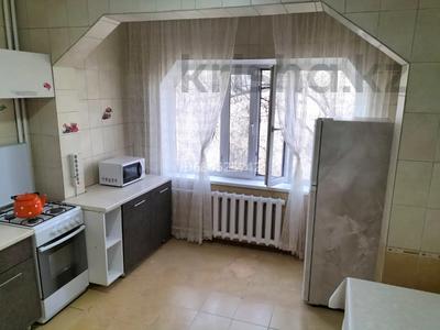2-комнатная квартира · 55 м² · 4/5 этаж, мкр Аксай-3 8 — Толе Би за 280 000 ₸ в Алматы, Ауэзовский р-н