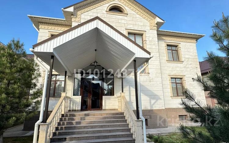 Отдельный дом · 10 комнат · 500 м² · 10.65 сот., мкр Самал-2 3642 — Шубаркол 3642/1 за 210 млн ₸ в Шымкенте, Абайский р-н — фото 2