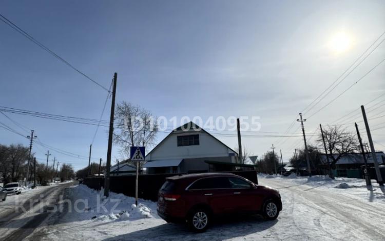 Жеке үй · 5 бөлме · 240 м² · 9.35 жүзд., Улица Султанмахмут Торайгырова 39a, бағасы: 36 млн ₸ в Актобе, мкр Москва — фото 15