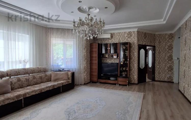 Жеке үй · 6 бөлме · 212 м² · 10 жүзд., Жерұйық ш/а., ул. Сарсена Орекешева, бағасы: 600 000 ₸ в Атырау, мкр Жеруйык — фото 15