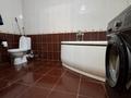 2-комнатная квартира · 120 м², Сатпаева 39В за 250 000 ₸ в Атырау, мкр Авангард-4 — фото 15