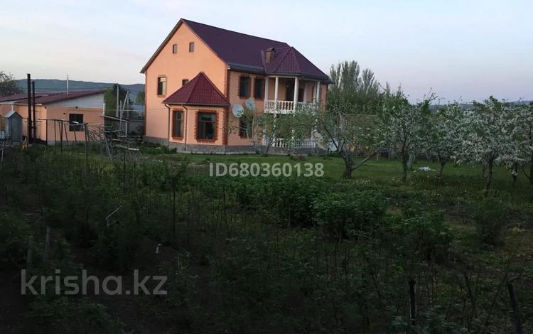 Отдельный дом • 7 комнат • 375 м² • 17 сот., Токаева за 69 млн 〒 в Талгаре — фото 13