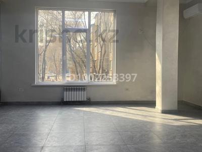Аренда коммерческой недвижимости в Алматы: Офисы, магазины и бутики, салоны красоты, медцентры и аптеки, образование, конференц-залы, кабинеты и рабочие места, студии · 130 м² за 450 000 〒 Офисы, магазины и бутики, салоны красоты, медцентры и аптеки, образование, конференц-залы, кабинеты и рабочие места, студии · 130 м² за 450 000 〒 в Алматы, Наурызбайский р-н