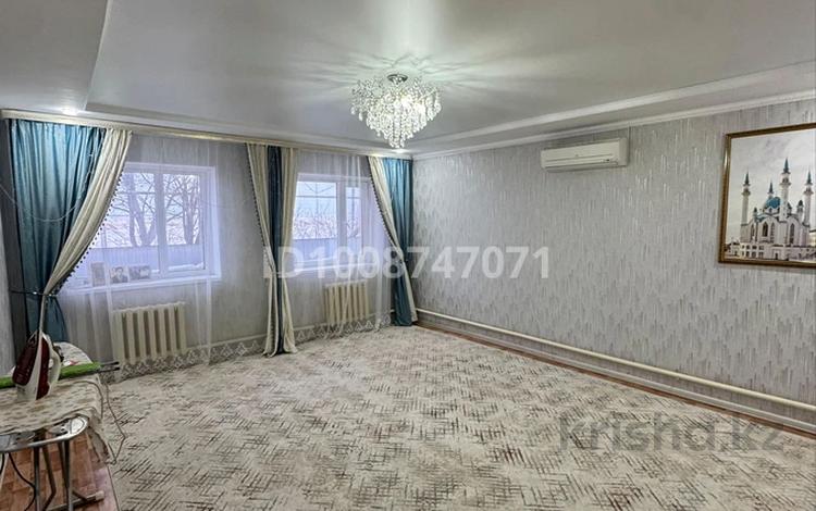 Жеке үй · 4 бөлме · 107 м² · 10 жүзд., 11 52, бағасы: 20 млн ₸ в Аксае — фото 2
