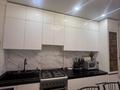 2-бөлмелі пәтер · 60 м² · 4/5 қабат, Арай-2 ш/а. 2 — Президентская школа, бағасы: 21 млн ₸ в Таразе, мкр Арай-2 — фото 9