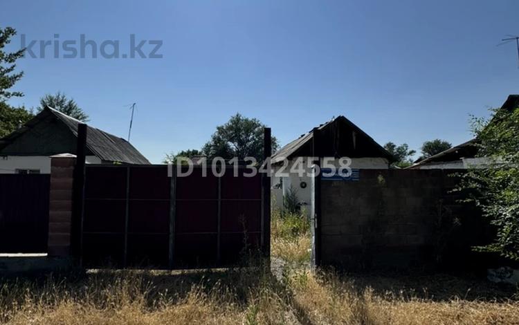 Отдельный дом · 1 комната · 55 м² · 8.1 сот., Аль Фараби 331 — Возле площади за 13 млн ₸ в Кордае — фото 2