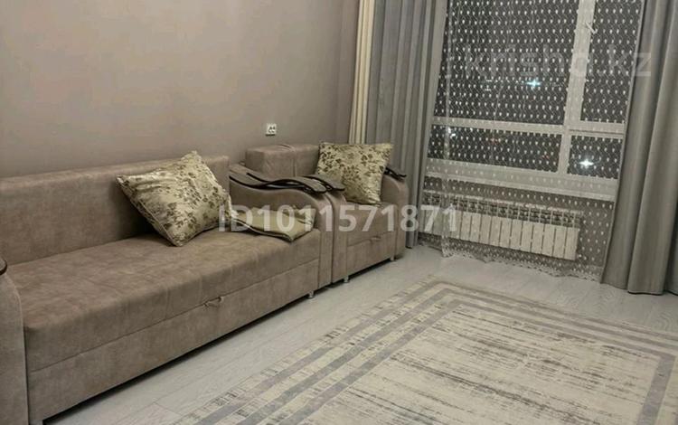 1-комнатная квартира · 40 м² · 8/12 этаж, Айтматов 40 40 за 250 000 ₸ в Астане, Нура р-н — фото 2