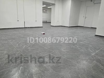 Свободное назначение, офисы, магазины и бутики, склады, общепит, салоны красоты, медцентры и аптеки, образование, развлечения · 120 м² за 70 млн 〒 в Астане, Есильский р-н