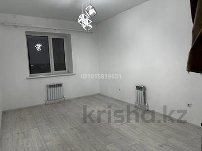 2-комнатная квартира · 74 м² · 9/9 этаж, Молдағұлова 15 — Исаев, Молдағұлова за 155 000 ₸ в Уральске