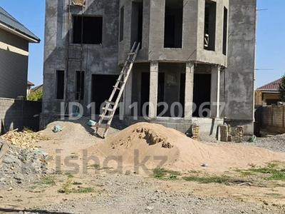 Отдельный дом · 13 комнат · 615 м² · 8 сот., Бурабай 46 за 75 млн ₸ в Каскелене