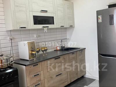 1-бөлмелі пәтер · 43 м² · 8/9 қабат, мкр. Алтын орда 15 \1 — На против Aqbobek International School, бағасы: 18 млн ₸ в Актобе