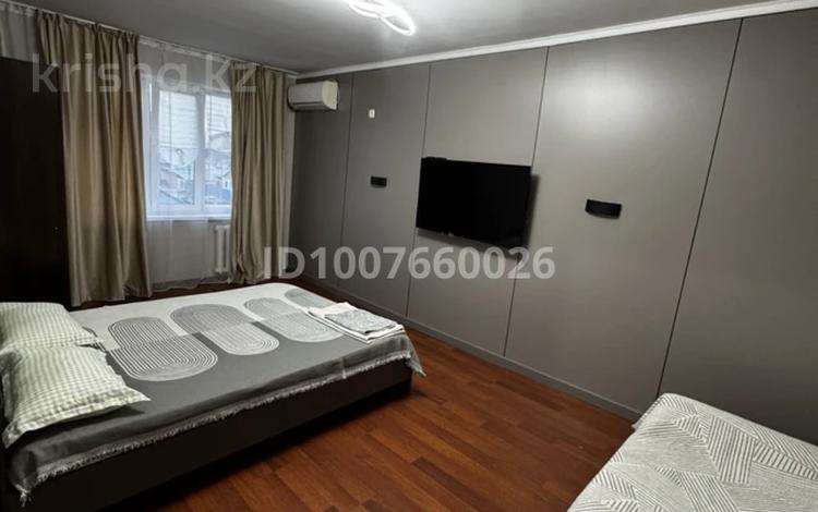 1-бөлмелі пәтер · 31 м² · 3/5 қабат, Еркинова 20 — Еркинова, бағасы: 10 000 ₸ в Атырау, мкр Привокзальный-5 — фото 2