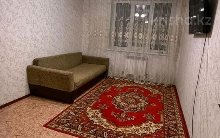 1-комнатная квартира · 35 м² · 18/18 этаж, Жамбыла Жабаева 11 за 120 000 ₸ в Петропавловске — фото 2