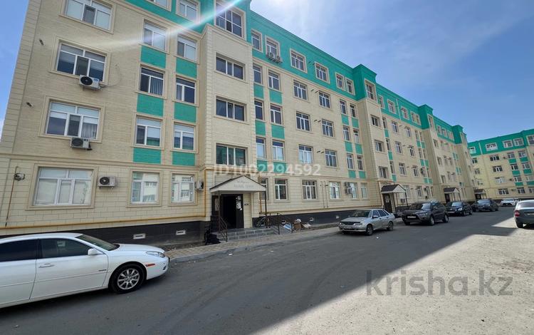 1-бөлмелі пәтер · 41.8 м² · 3/5 қабат, мкр Самал, Әбіш Кекілбайұлы 60/2, бағасы: 13.5 млн ₸ в Атырау — фото 2