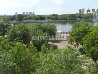 2-бөлмелі пәтер · 56 м² · 5/5 қабат, Пр.Республики 3/1 — Набережная. Центральный парк., бағасы: 24.5 млн ₸ в Астане, Сарыарка р-н