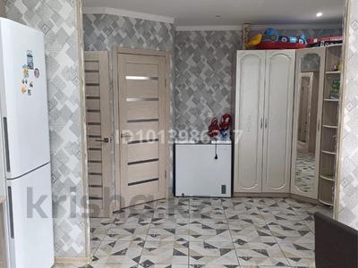 Часть дома · 3 комнаты · 80 м² · 6 сот., 40 лет Казахстана 7 — Село Аятское за 6 млн ₸ в Денисовке