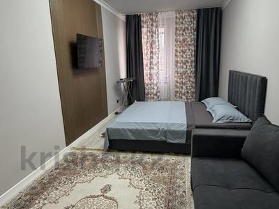 1-комнатная квартира · 54 м² · 18/21 этаж, Кенесары 52 — Валиханова за 15 000 ₸ в Астане, р-н Байконур