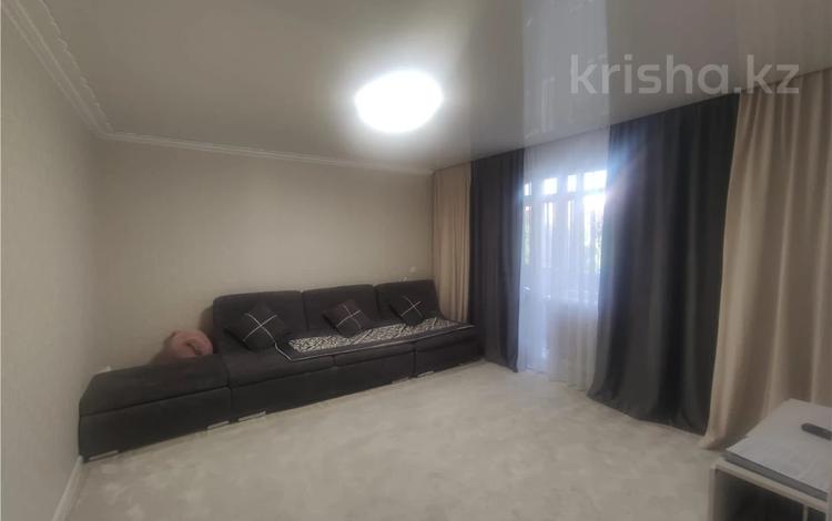 4-комнатная квартира · 80 м² · 5/9 этаж, мкр Юго-Восток, мкр Степной 2 за 30 млн ₸ в Караганде, Казыбек би р-н — фото 2