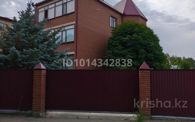 4-бөлмелі пәтер · 205 м² · 2/3 қабат, Шевченко — Облсобес, бағасы: 105 млн ₸ в Уральске — фото 2