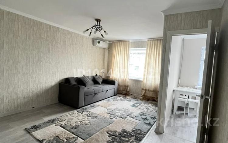 2-бөлмелі пәтер · 70 м² · 4/5 қабат, Момышулы — Конаева-яссауи, бағасы: 10 000 ₸ в Кентау — фото 2