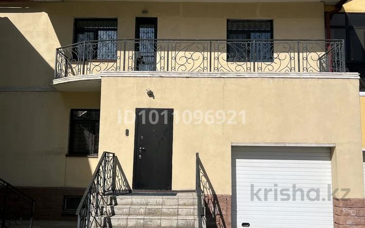 Жеке үй · 5 бөлме · 250 м² · 3 сот., М. Ауэзова 55 — Московская, Молдагуловой, бағасы: 132 млн 〒 в Астане, Сарыарка р-н — фото 2