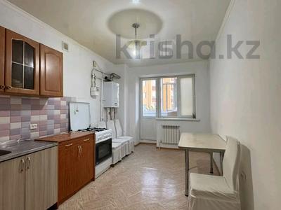 2-бөлмелі пәтер · 62 м² · 2/5 қабат, Алтын орда ш/а., бағасы: 22 млн ₸ в Актобе, мкр. Алтын орда
