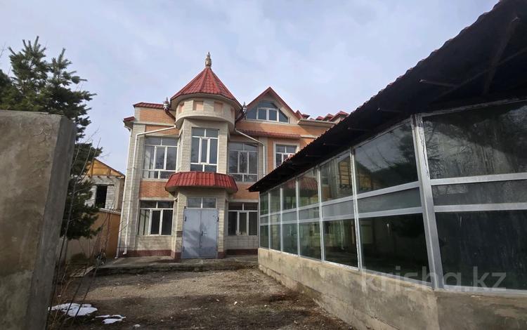 Отдельный дом · 20 комнат · 750 м² · 10 сот., Байтасова — Аскарова за 75 млн ₸ в Таразе — фото 2