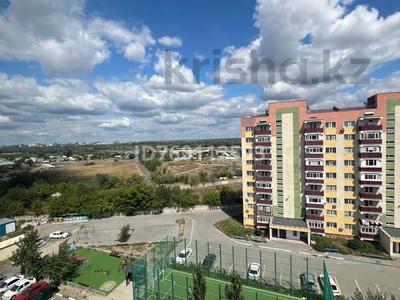 3-бөлмелі пәтер · 71 м² · 8/9 қабат, Площадь Мелькомбината 1 В — Ауезовского РОВД, бағасы: 32 млн ₸ в Семее